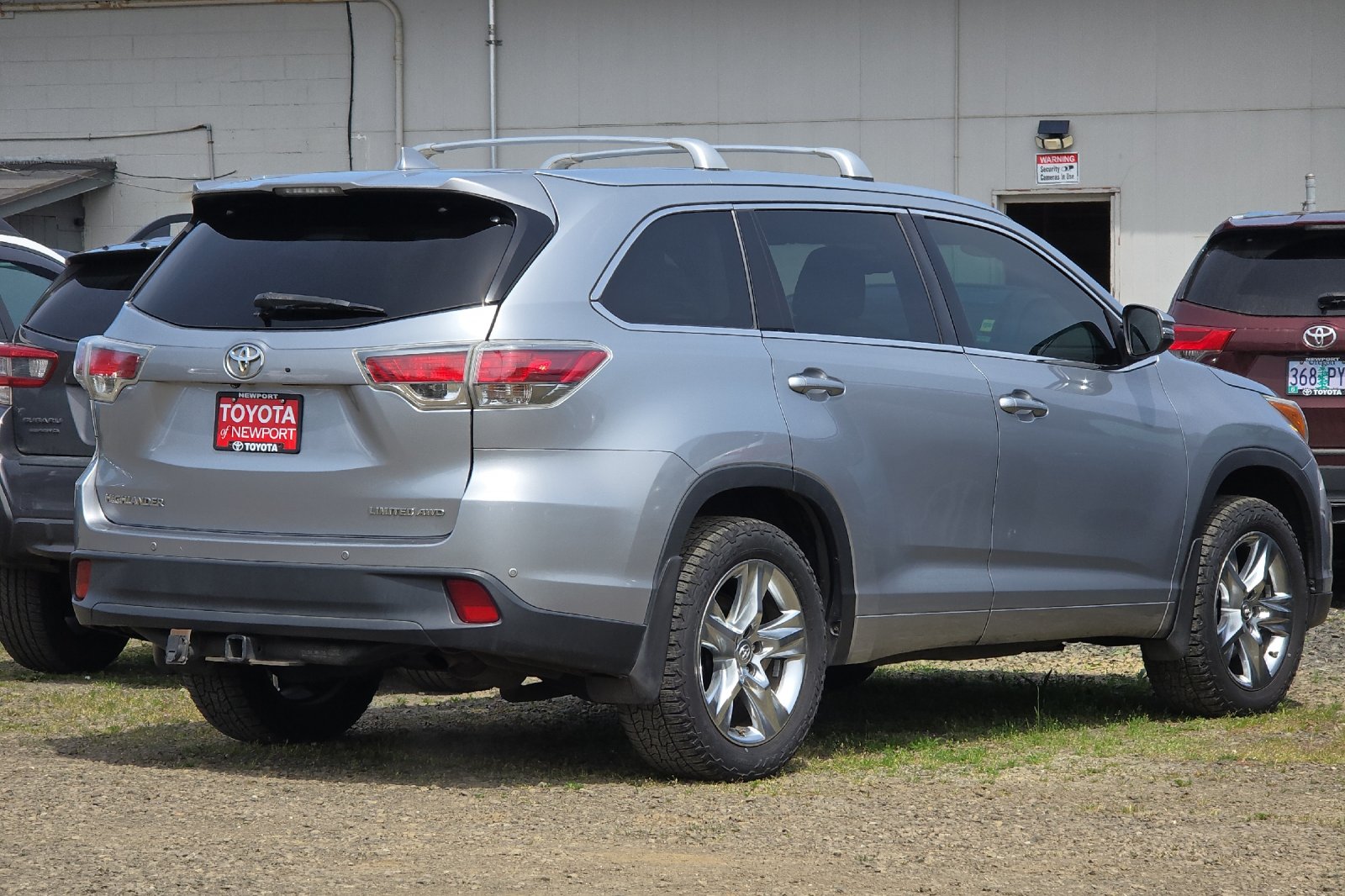 Used 2014 Silver Toyota Limited image 4