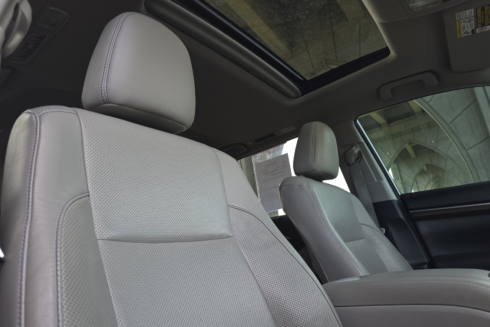 Used 2014 Silver Toyota Limited image 15