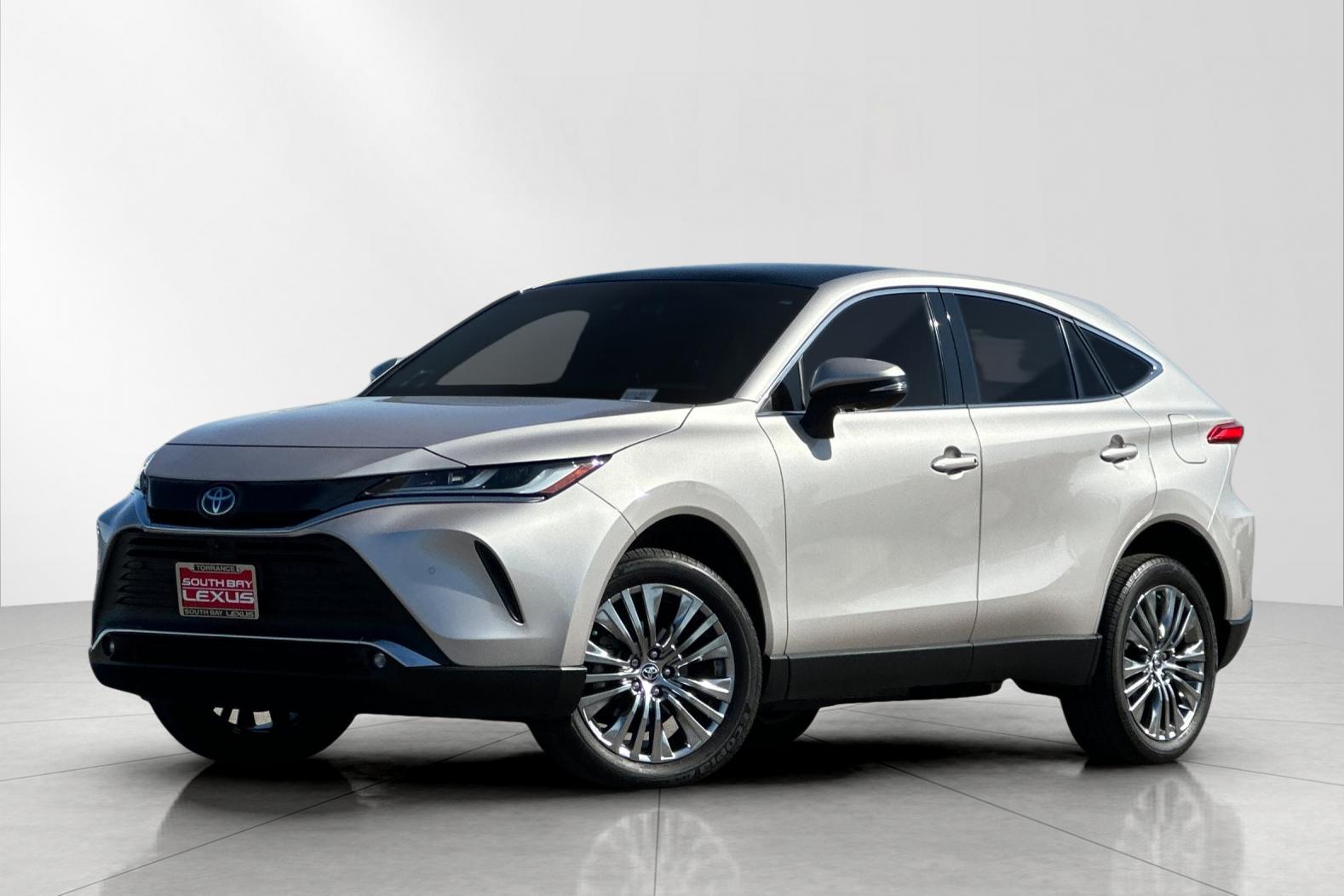 2023 Toyota Venza Limited Hybrid AWD's photo