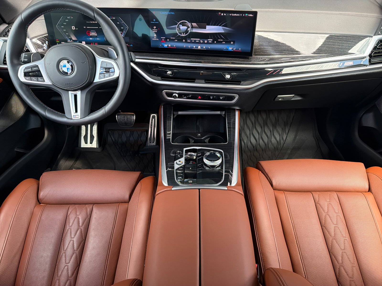 Used 2025 White Metallic BMW M60i 4D Sport Utility image 17