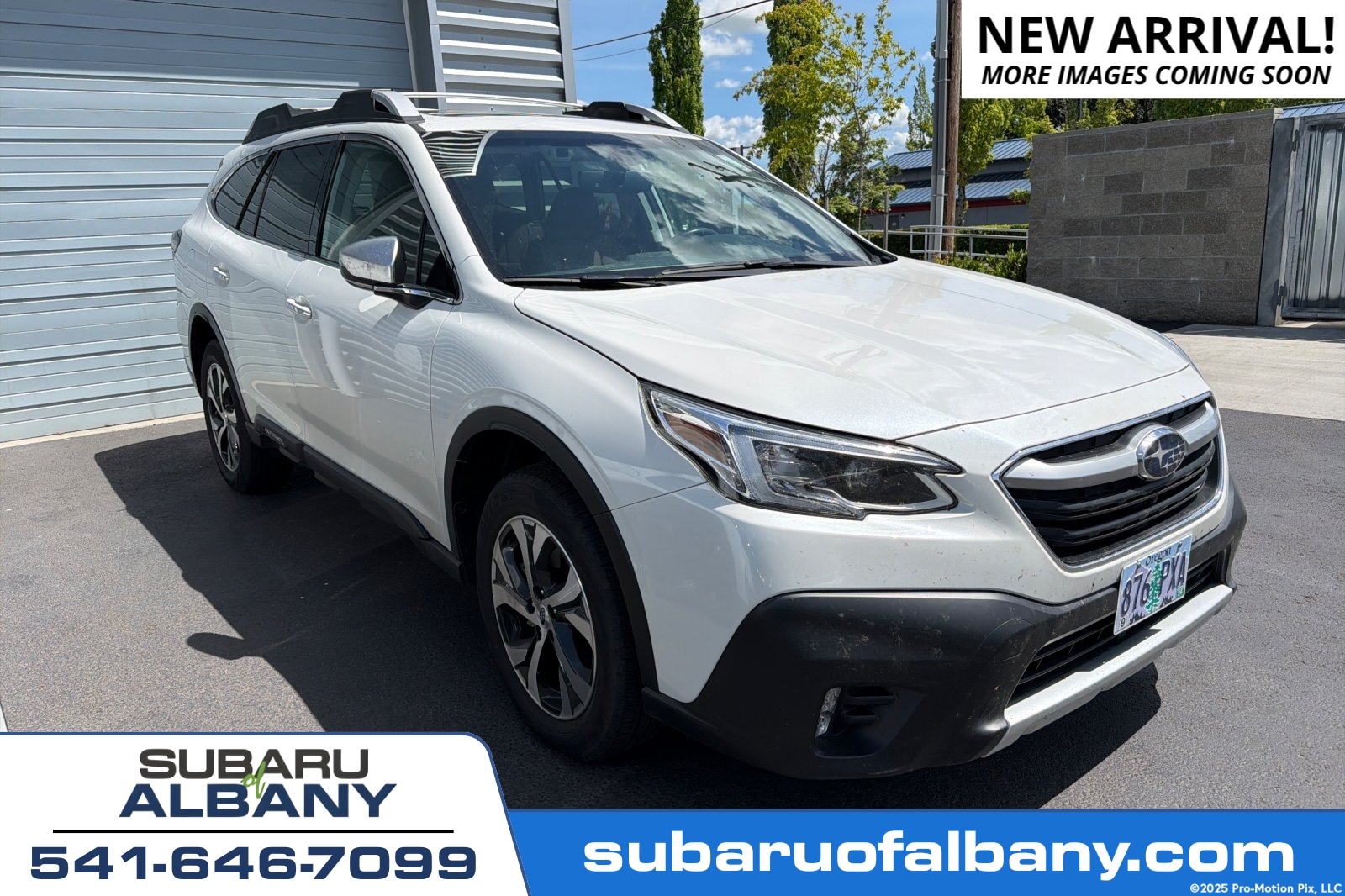 2020 Subaru Outback Touring's photo