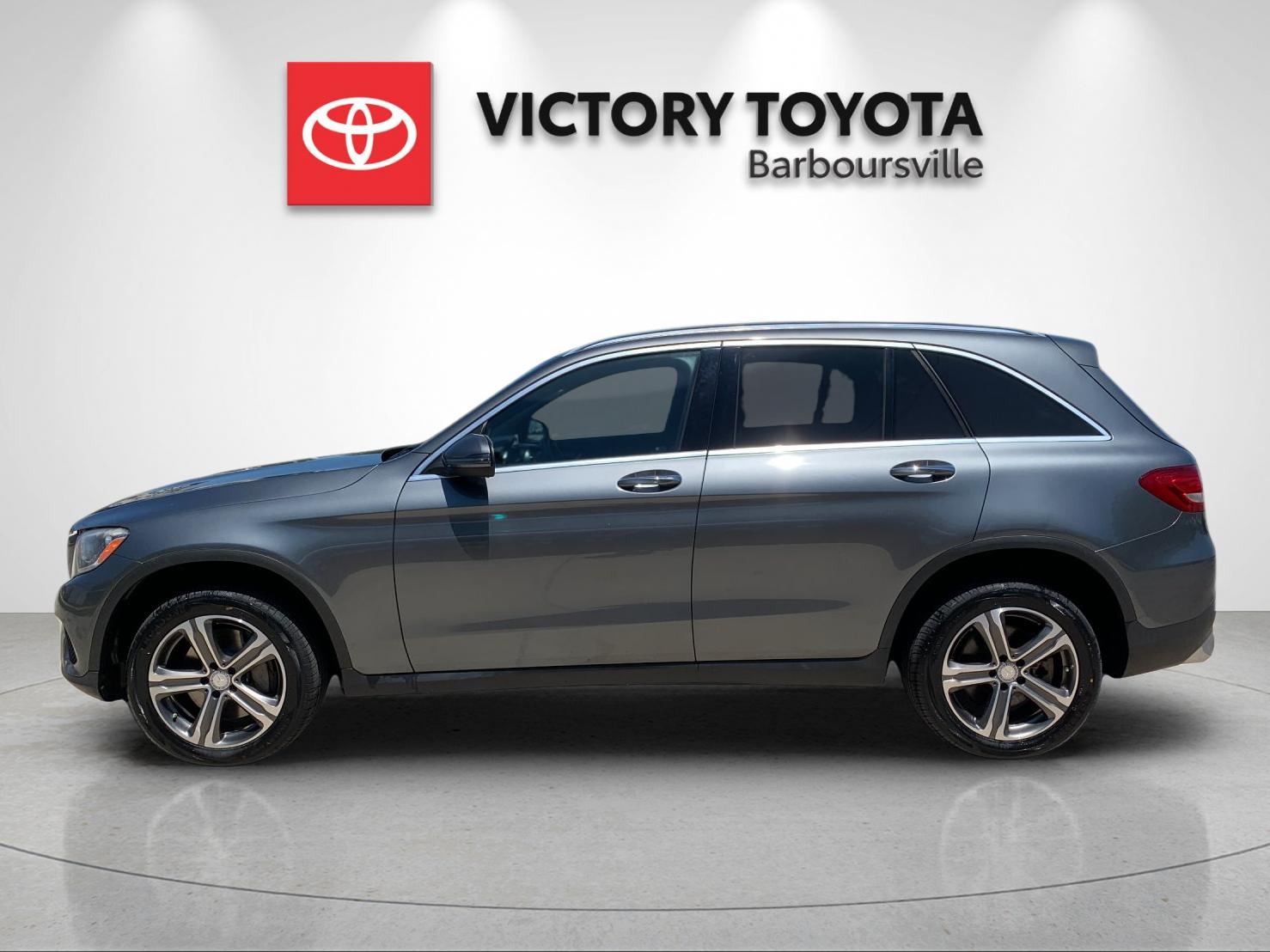 Used 2017 Mercedes-Benz GLC GLC300 with VIN WDC0G4KB5HF158984 for sale in Barboursville, WV