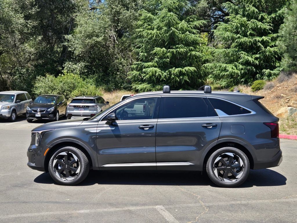 Used 2026 Interstellar Gray Kia EX image 8