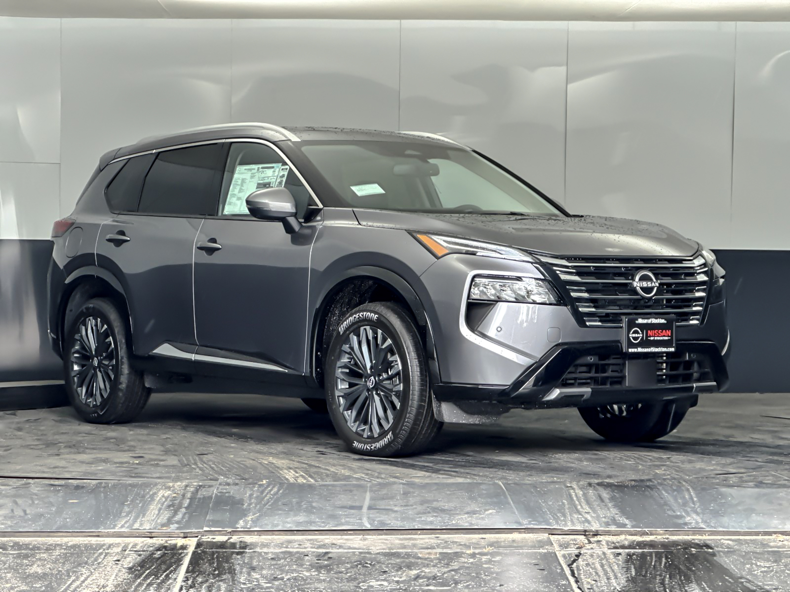 2026 Nissan Rogue Platinum AWD's photo