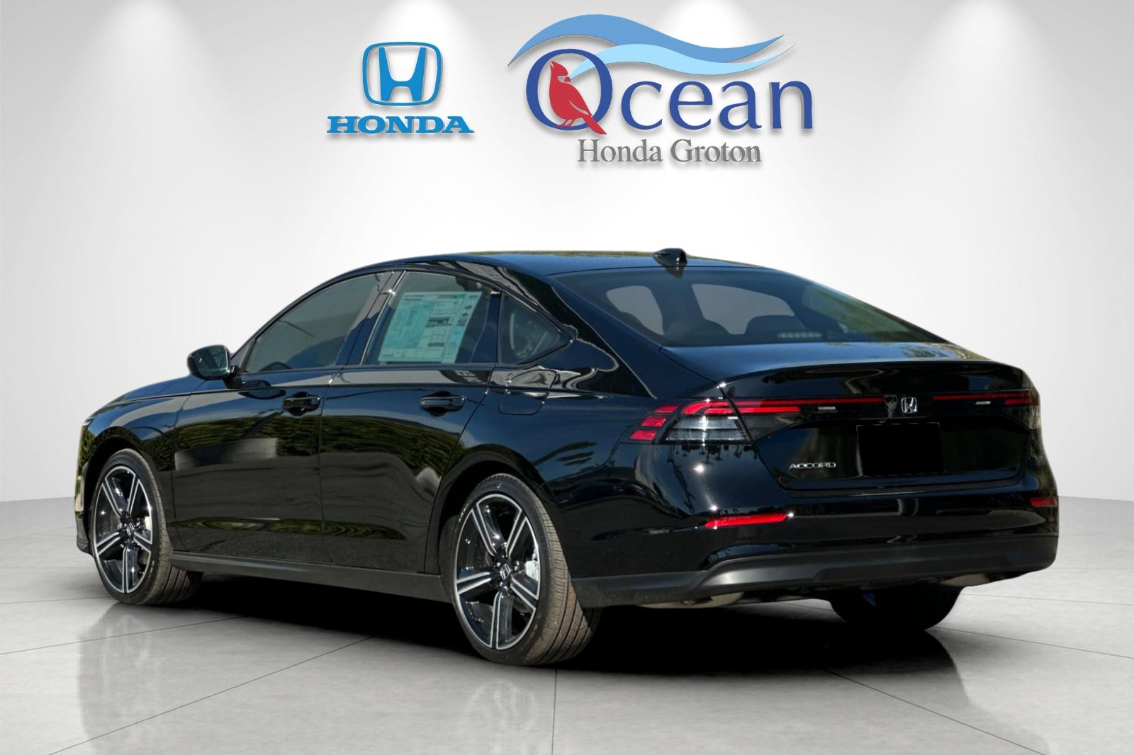 New 2026 Crystal Black Pearl Honda SE image 3