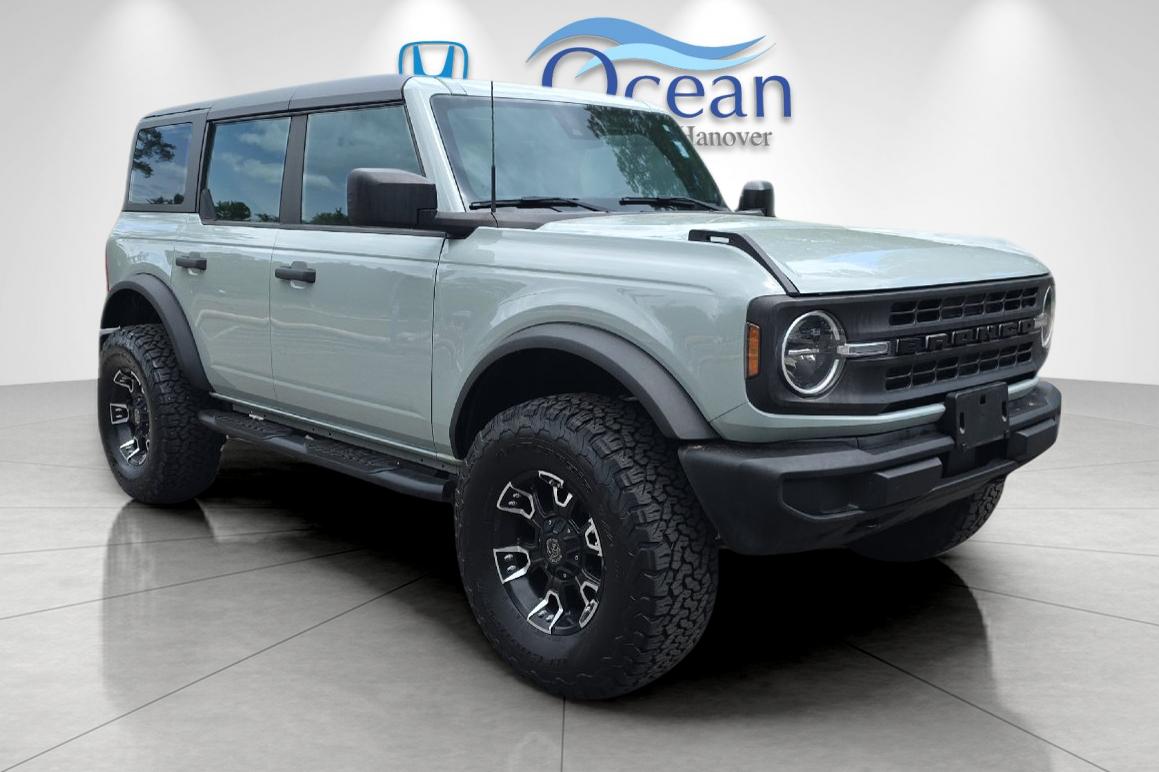 2022 Ford Bronco Base 4x4's photo