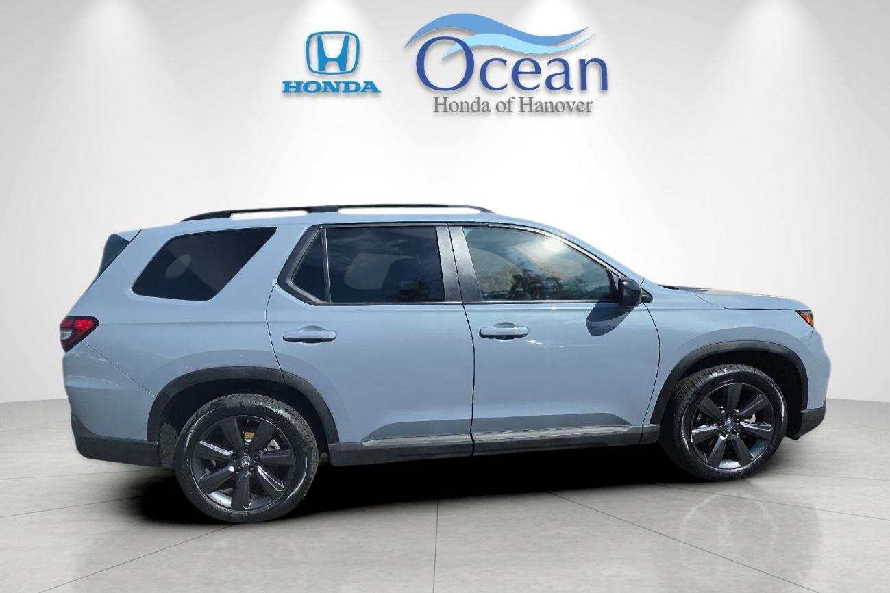 Used 2025 Sonic Gray Pearl Honda Sport image 2