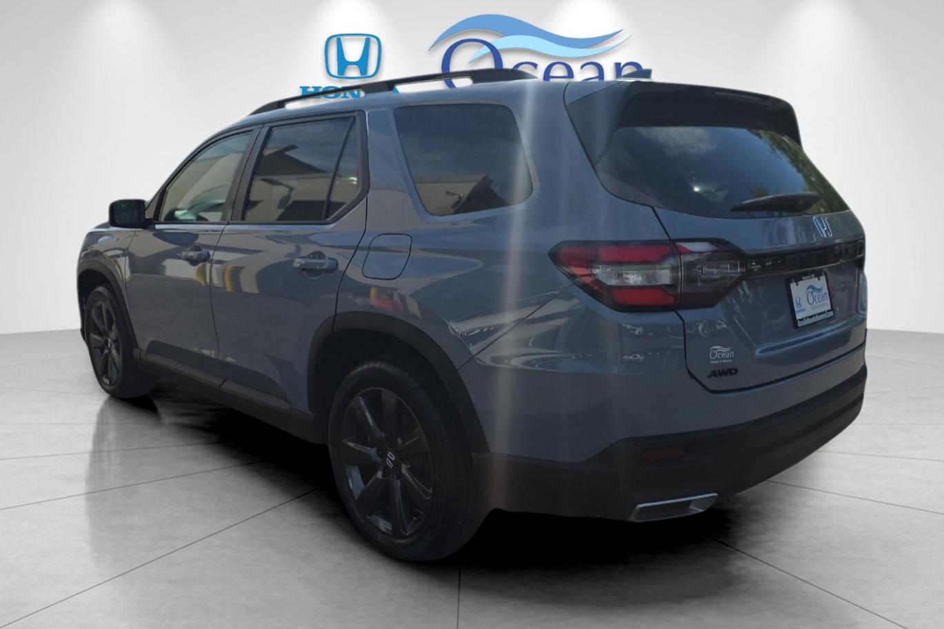 Used 2025 Sonic Gray Pearl Honda Sport image 5