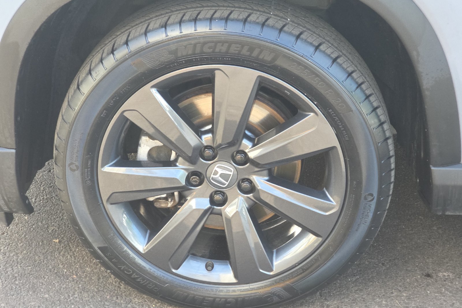 Used 2025 Sonic Gray Pearl Honda Sport image 25