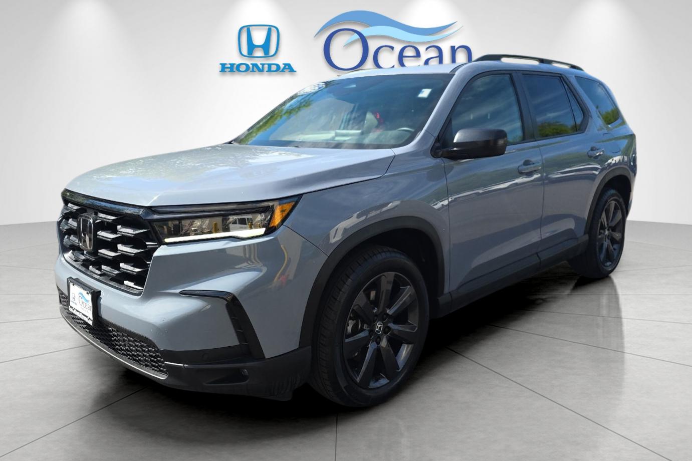 Used 2025 Sonic Gray Pearl Honda Sport image 7