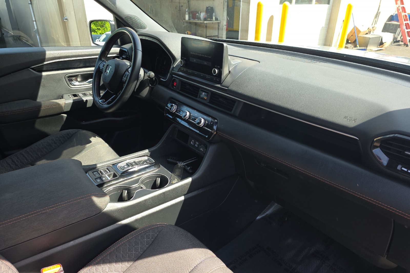 Used 2025 Sonic Gray Pearl Honda Sport image 18