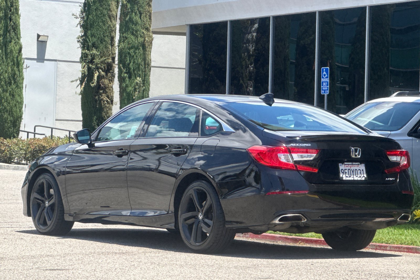 Certified Used 2020 Crystal Black Pearl Honda Sport image 6