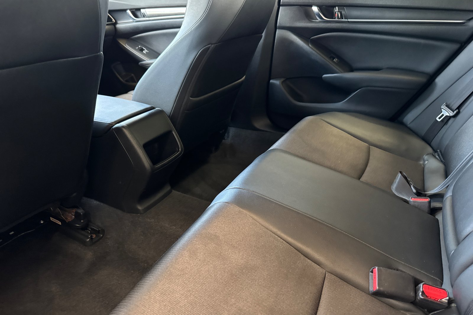 Certified Used 2020 Crystal Black Pearl Honda Sport image 12