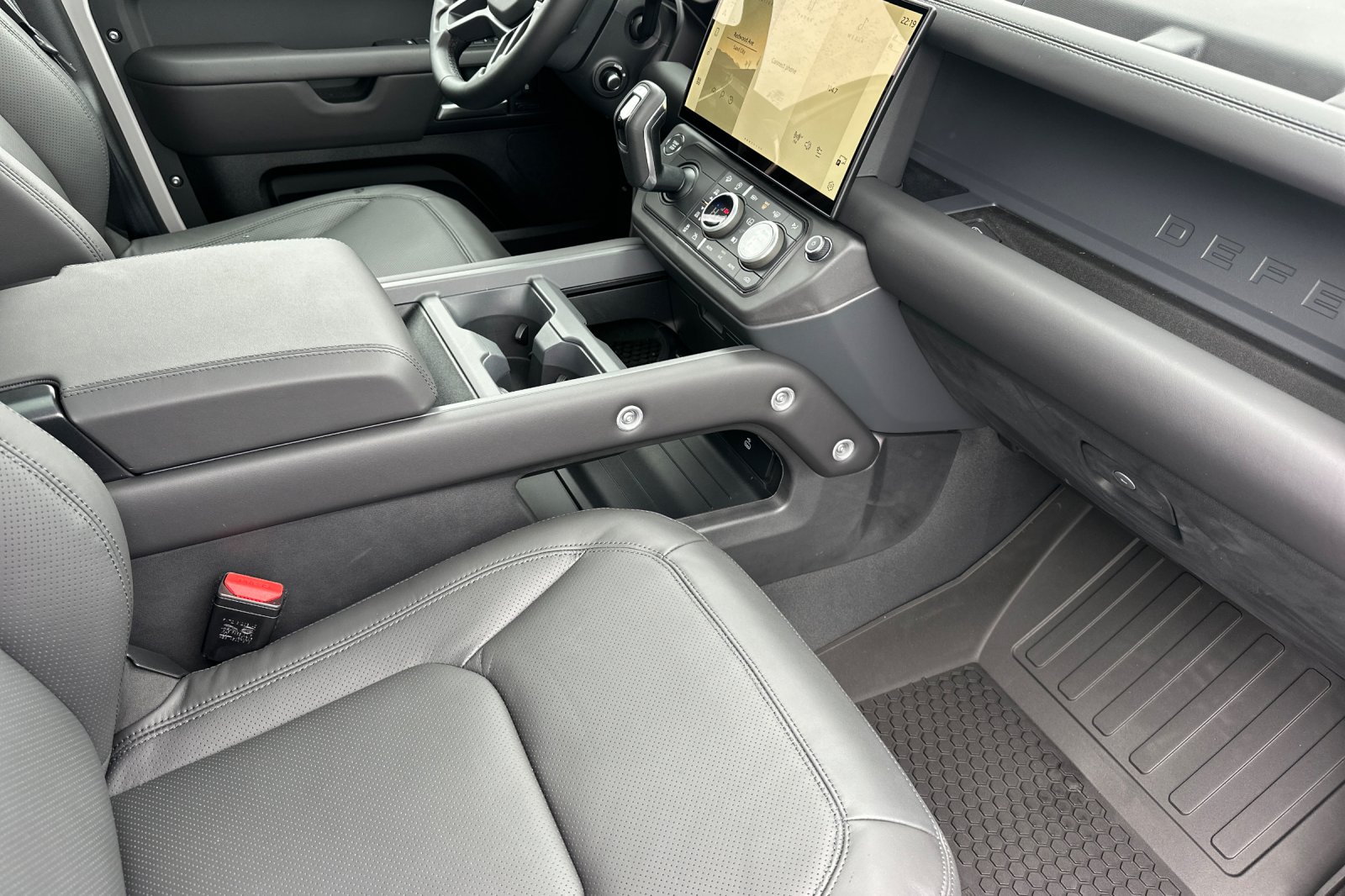 New 2026 Borasco Grey Land Rover X-Dynamic SE image 16