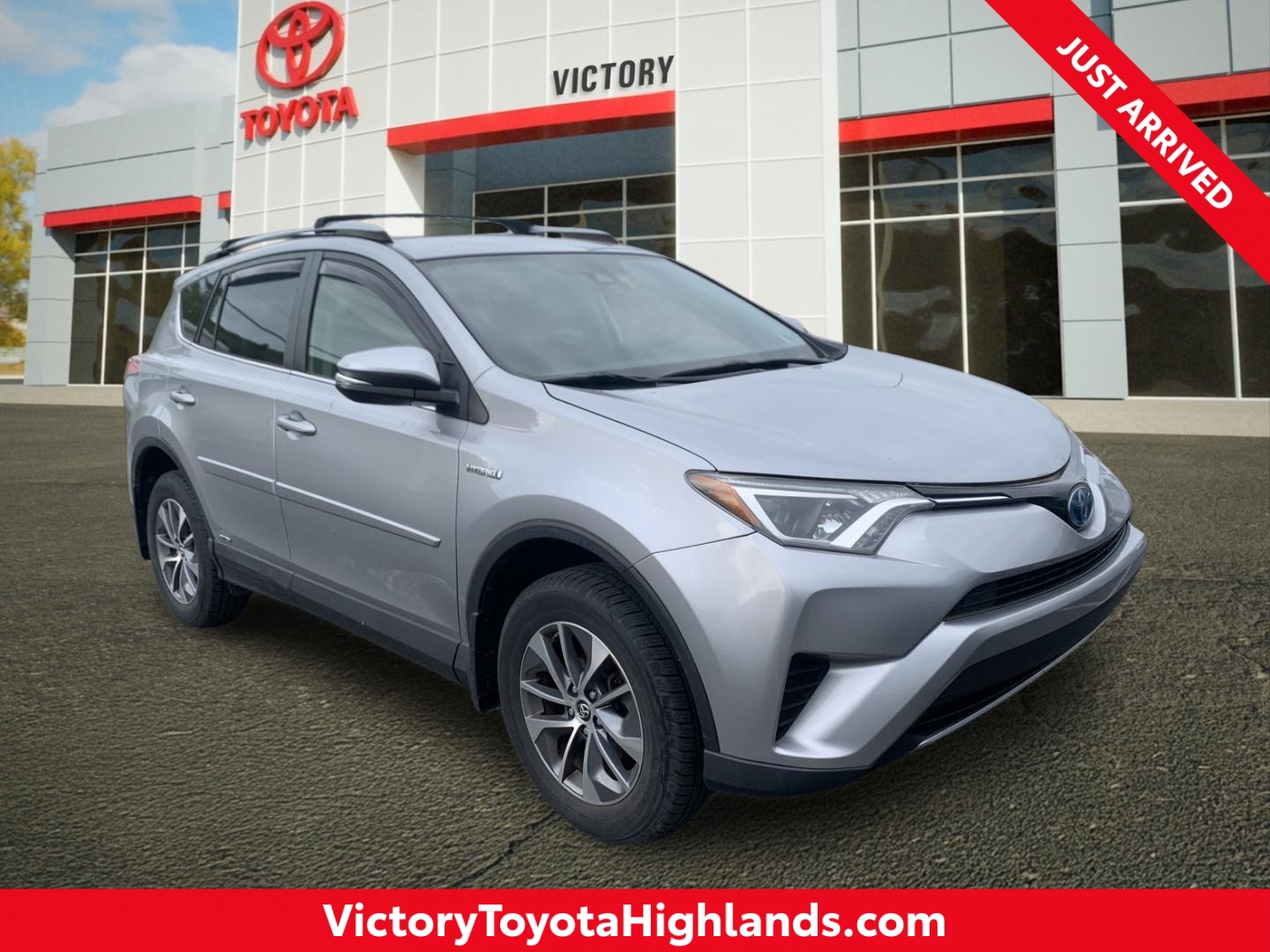 2018 Toyota RAV4 Hybrid LE AWD's photo
