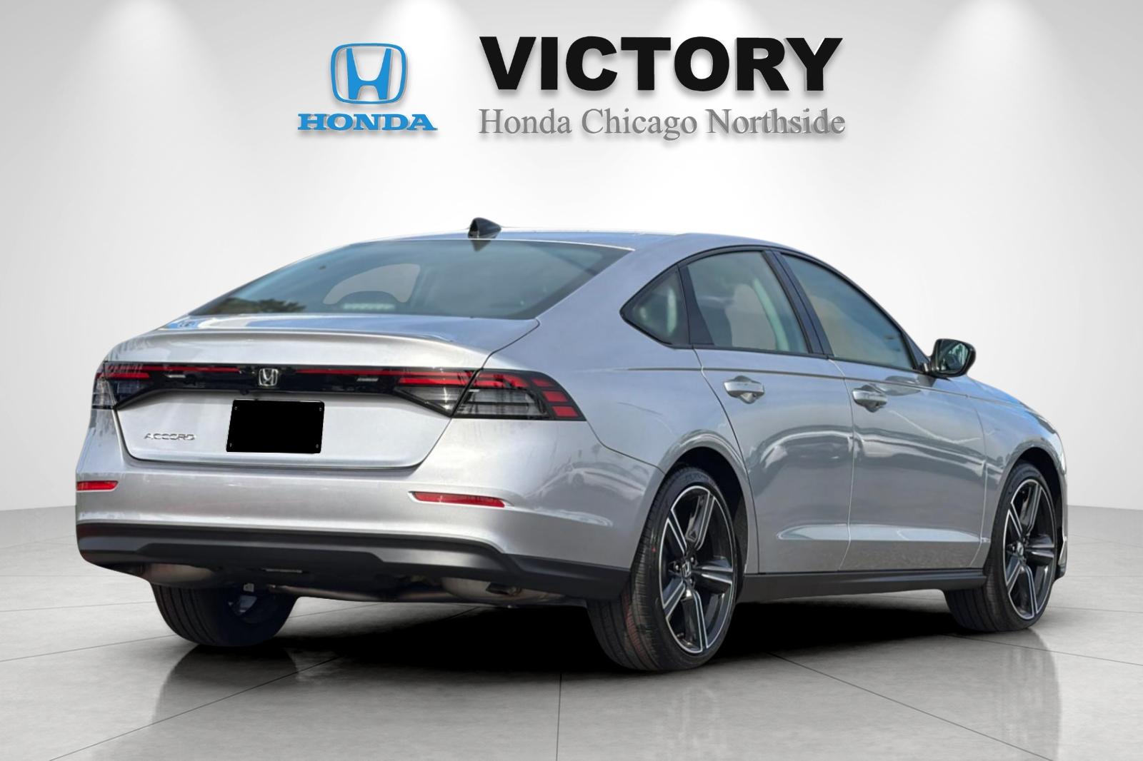 New 2026 Silver Honda SE image 5