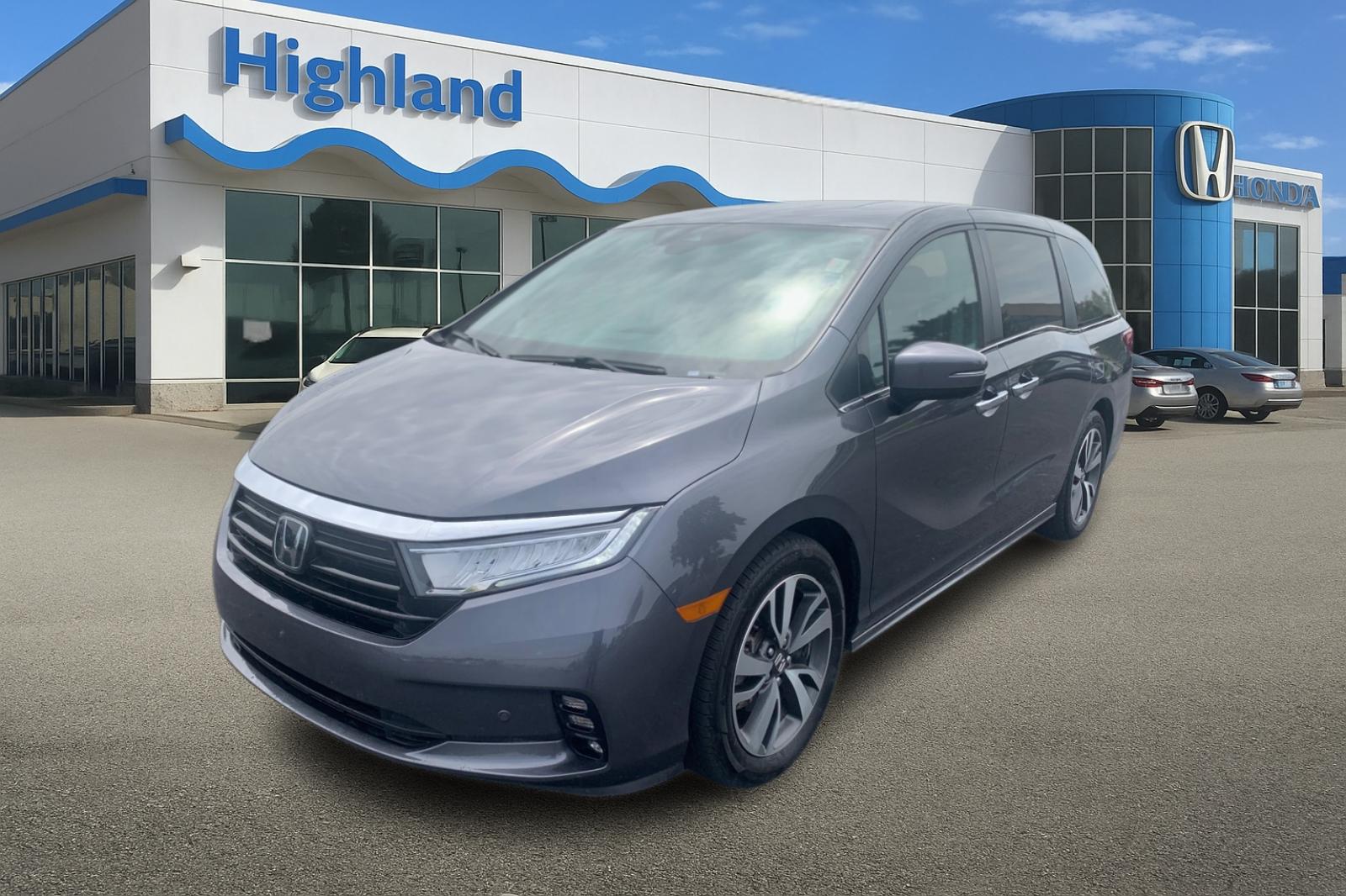 2023 Honda Odyssey Touring's photo
