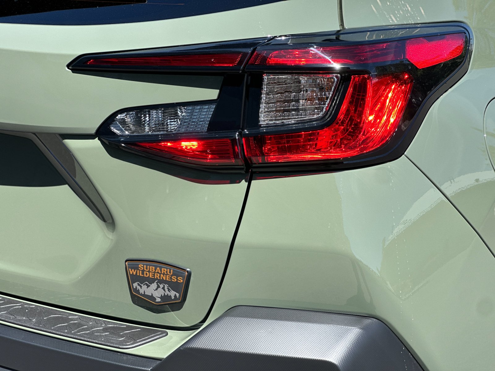 New 2026 ALPINE GREEN Subaru Wilderness image 26