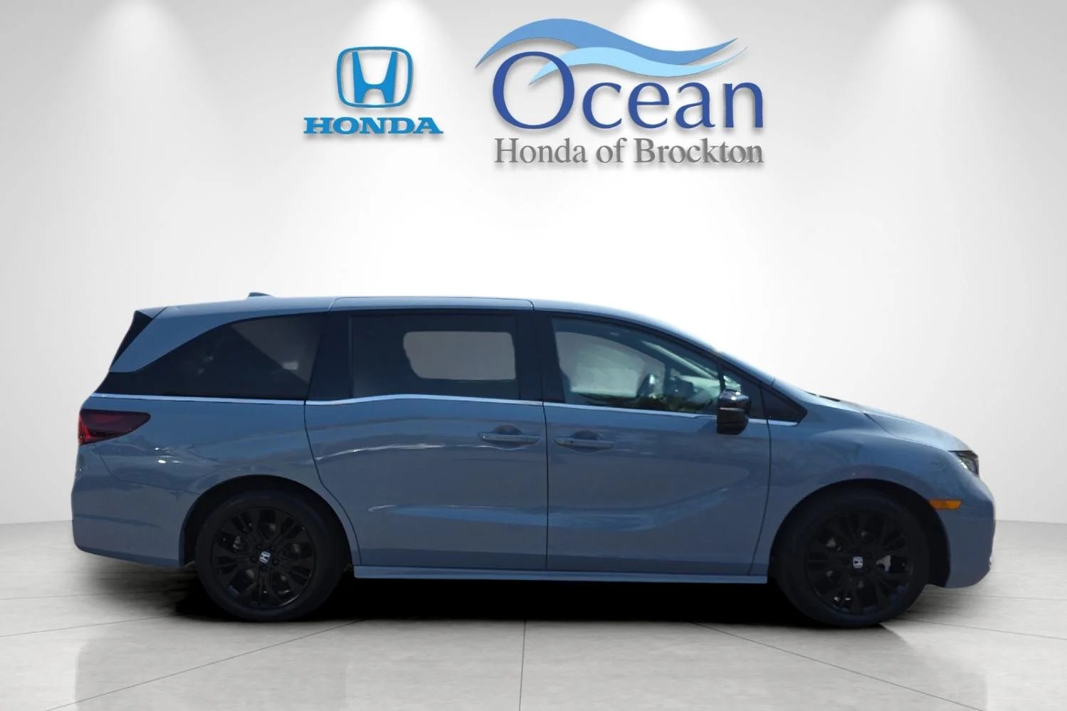 Used 2025 Sonic Gray Pearl Honda Sport-L image 2