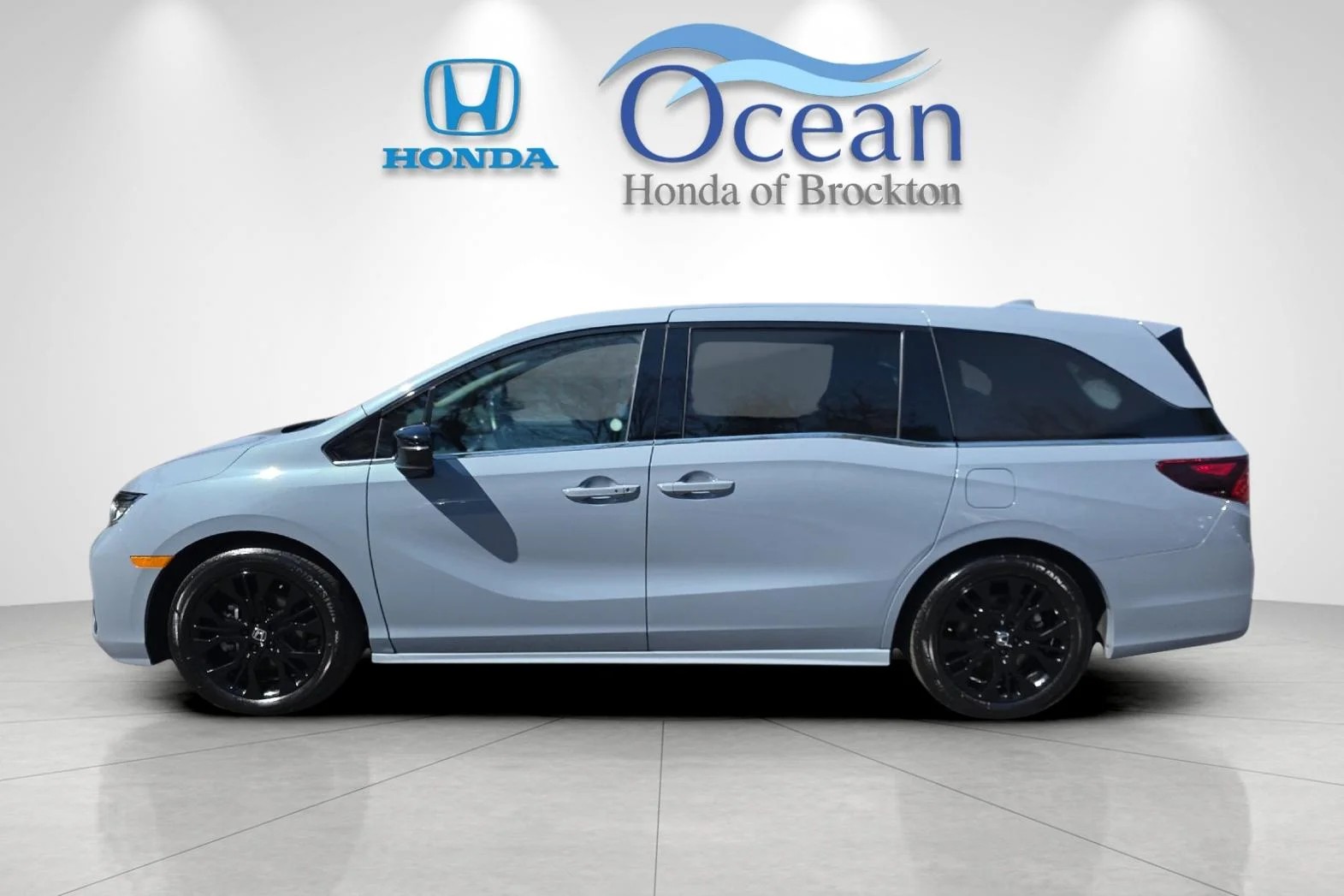 Used 2025 Sonic Gray Pearl Honda Sport-L image 6