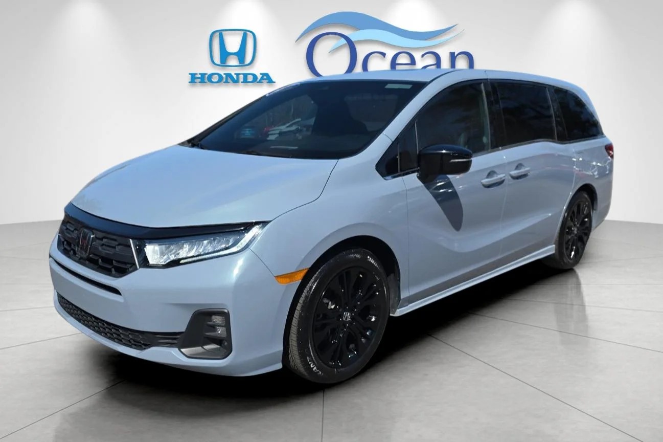 Used 2025 Sonic Gray Pearl Honda Sport-L image 7