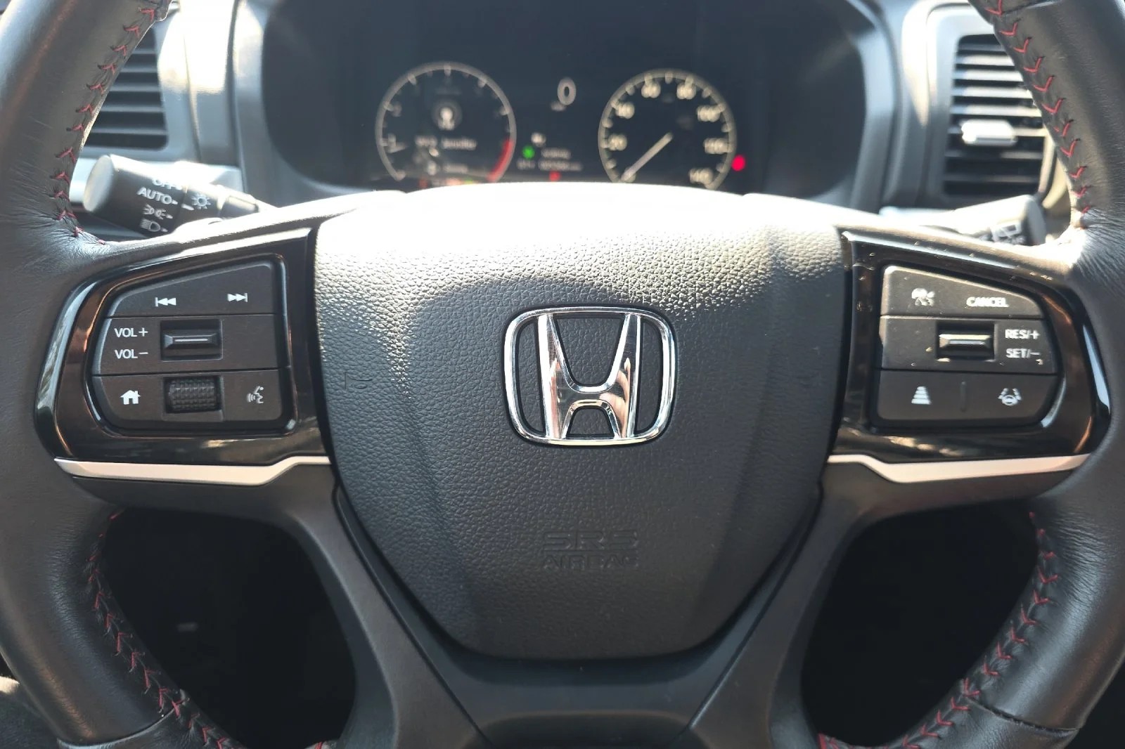 Used 2025 Sonic Gray Pearl Honda Sport-L image 25
