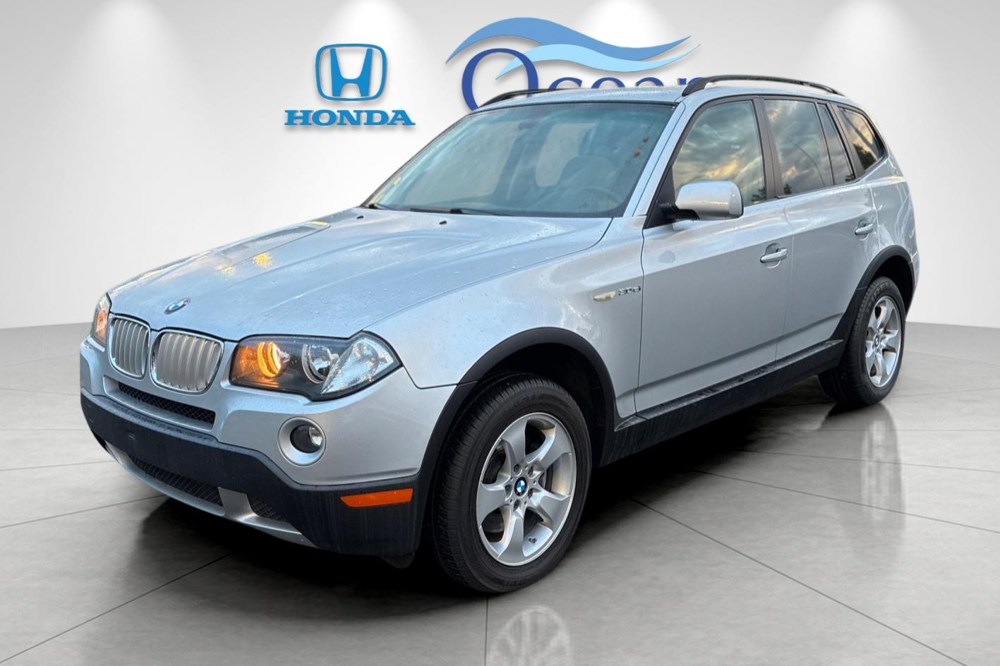 Used 2008 Titanium Silver Metallic BMW 3.0si image 7