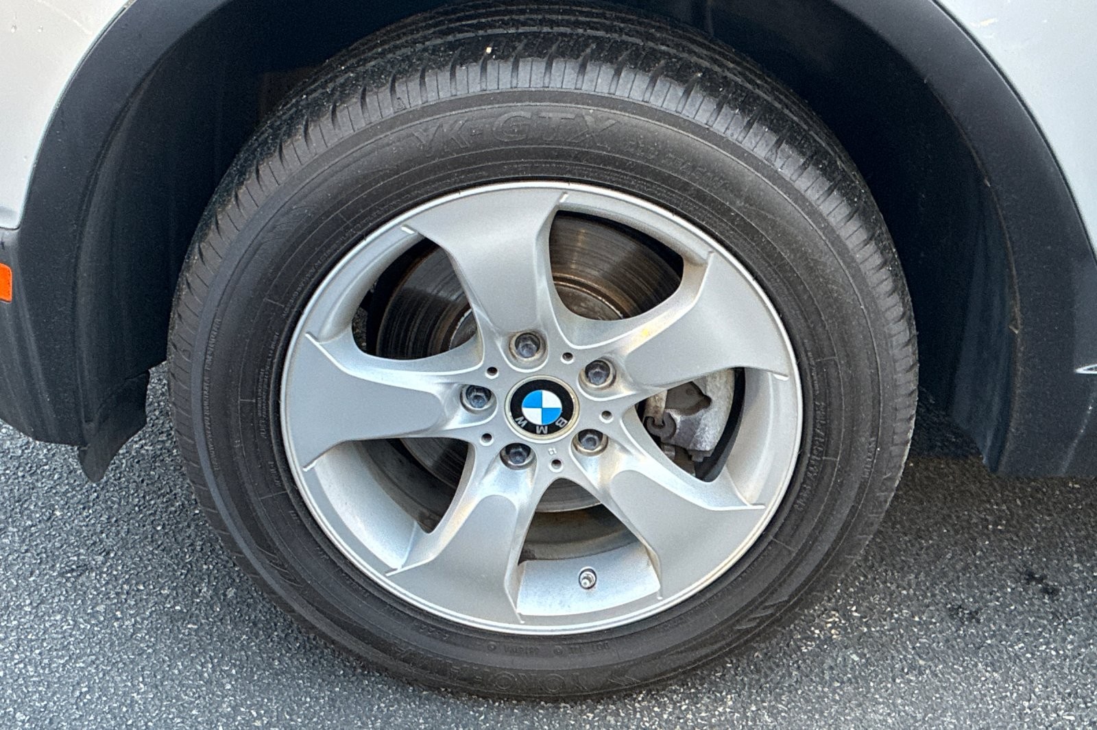 Used 2008 Titanium Silver Metallic BMW 3.0si image 36