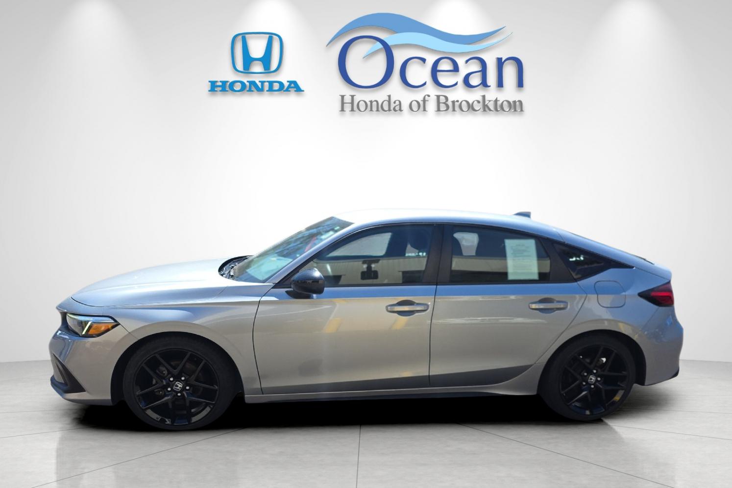 Used 2023 Morning Mist Metallic Honda Sport image 6