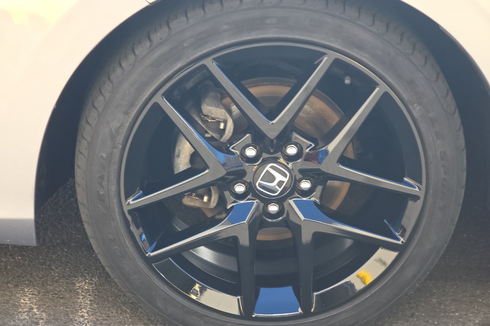 Used 2023 Morning Mist Metallic Honda Sport image 23