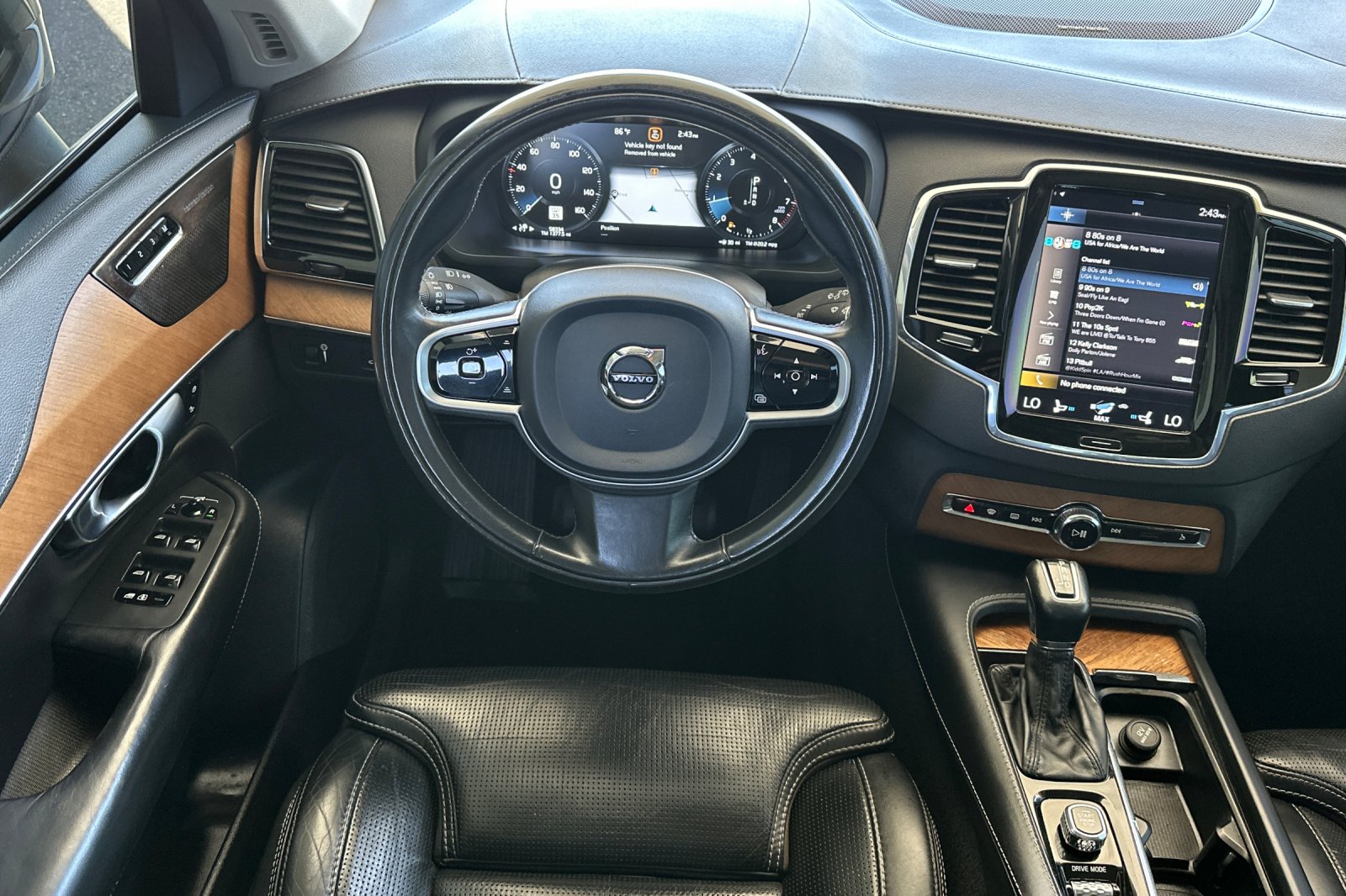Used 2020 Gray Volvo T6 Inscription image 17