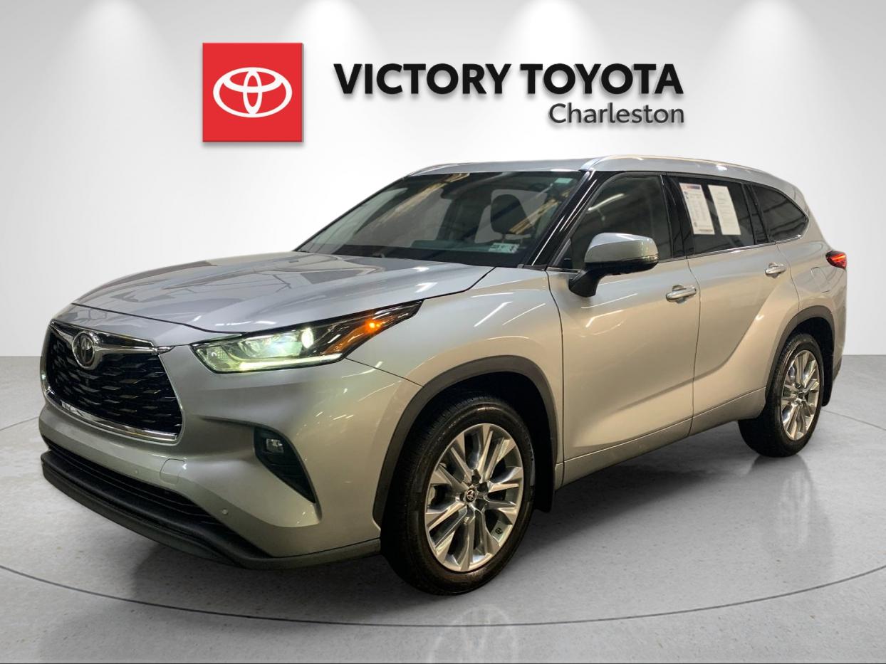 2022 Toyota Highlander Limited