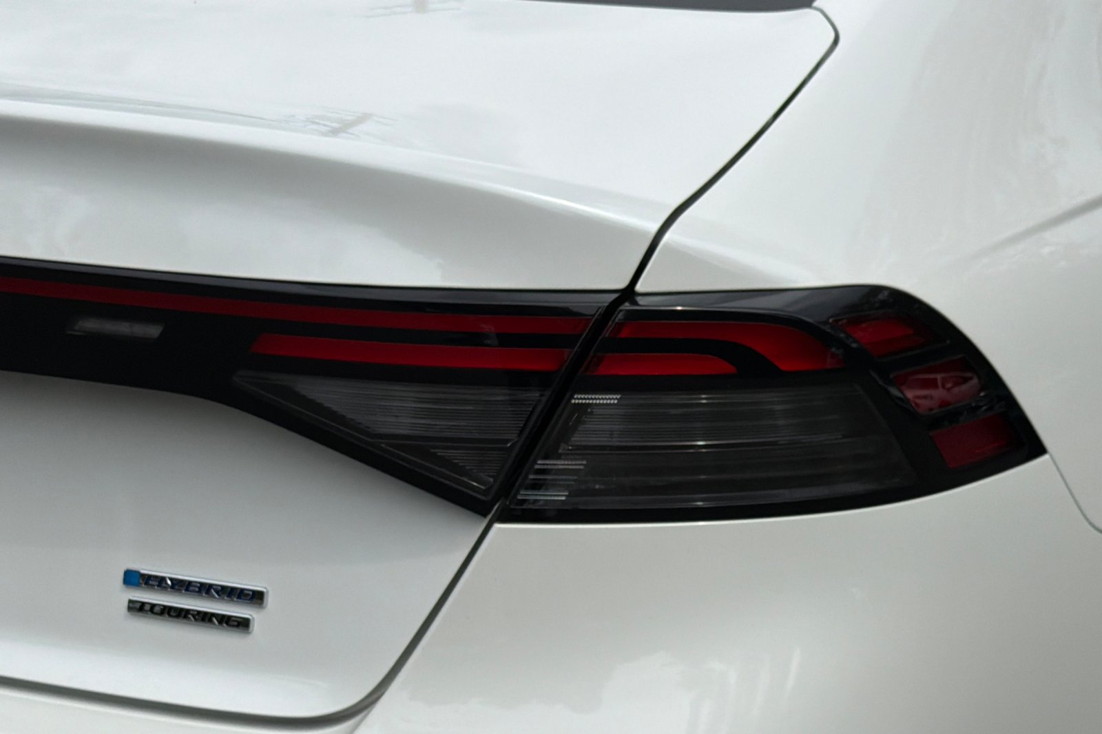 New 2026 Platinum White Pearl Honda Touring image 31