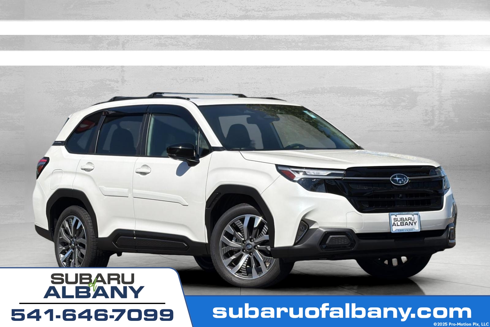 2025 Subaru Forester Touring's photo