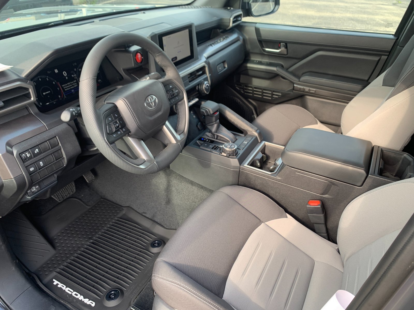 2026 Toyota Tacoma TRD Off Road - Photo 10