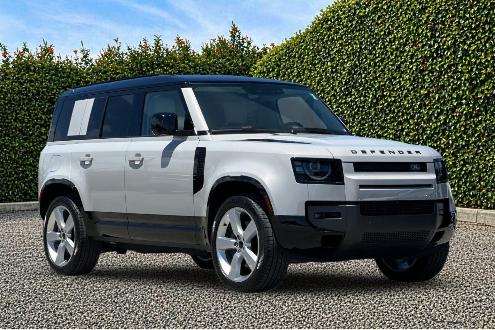 New 2026 Borasco Grey Land Rover X-Dynamic SE image 8