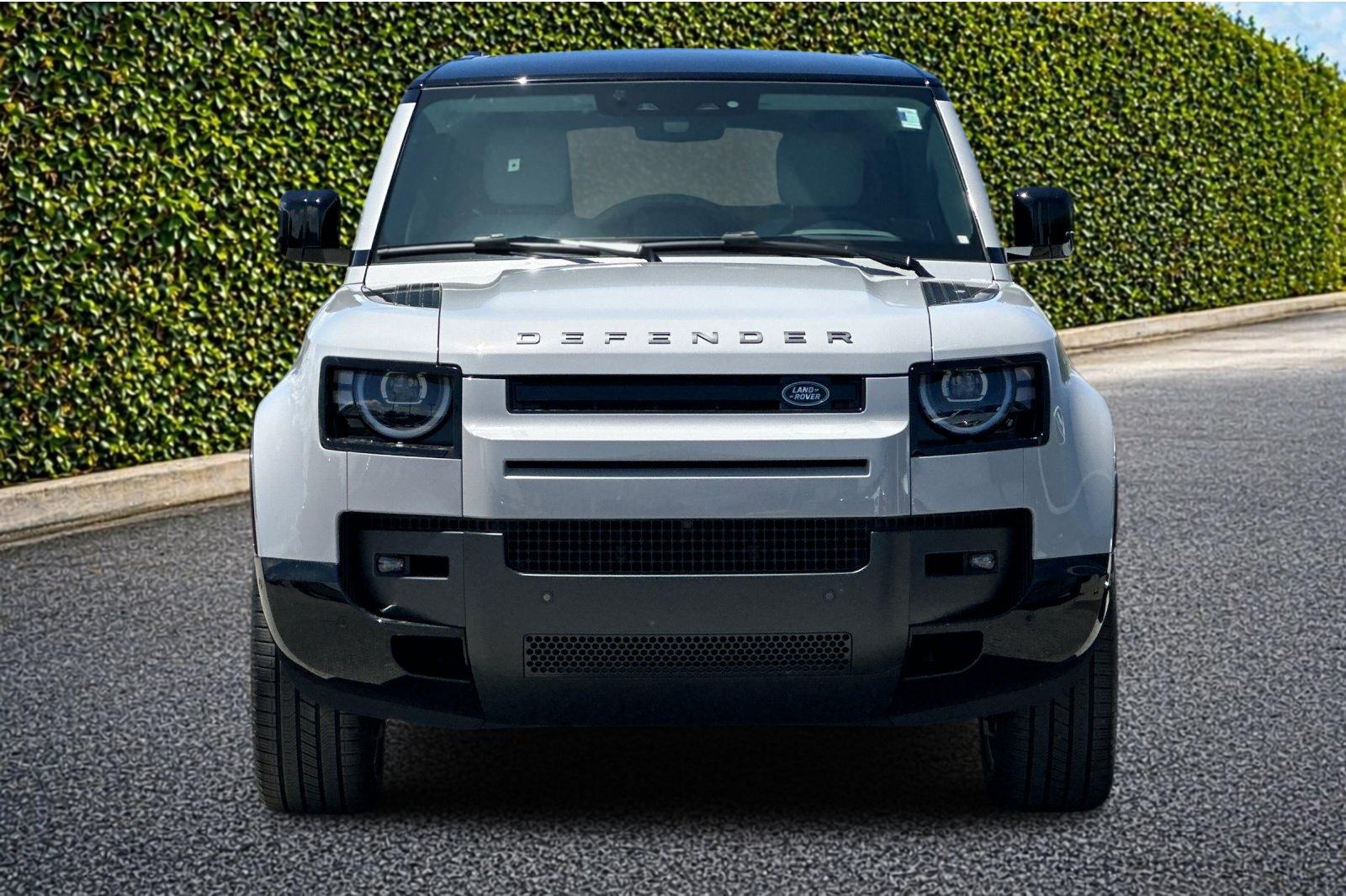 New 2026 Borasco Grey Land Rover X-Dynamic SE image 9