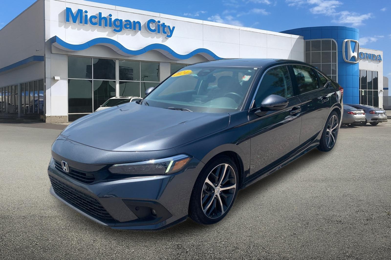 2024 Honda Civic Touring CVT's photo