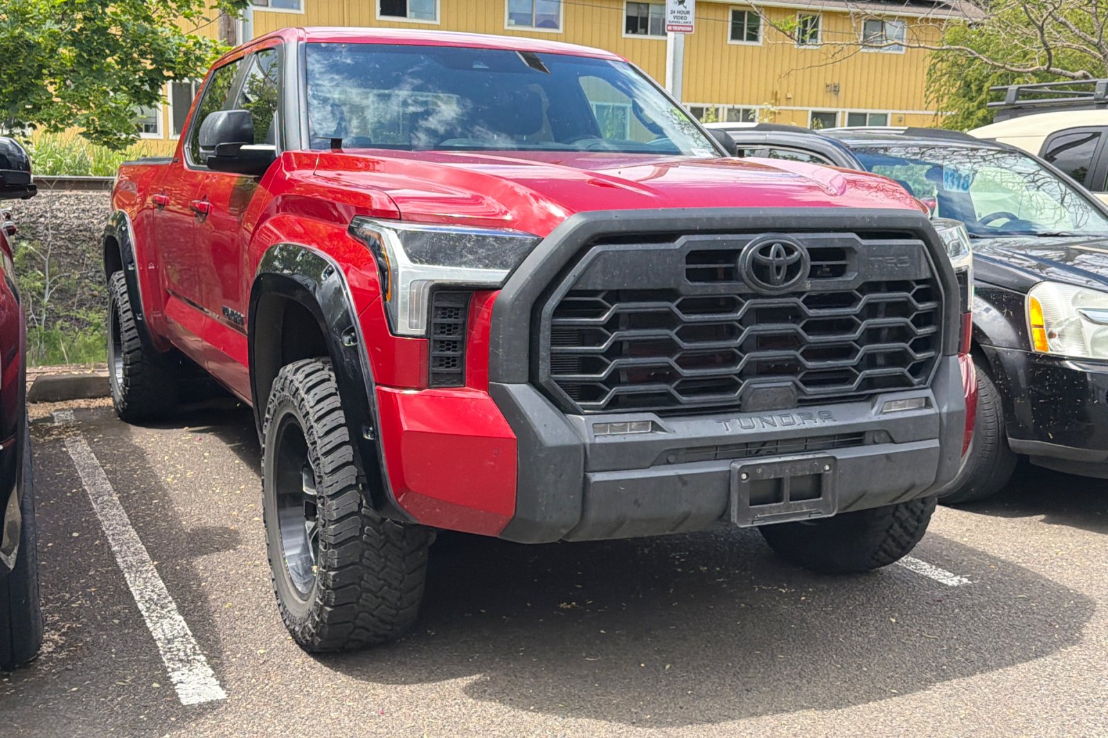 2025 Toyota Tundra SR5 3.4L 4WD CrewMax 6.5' Bed's photo