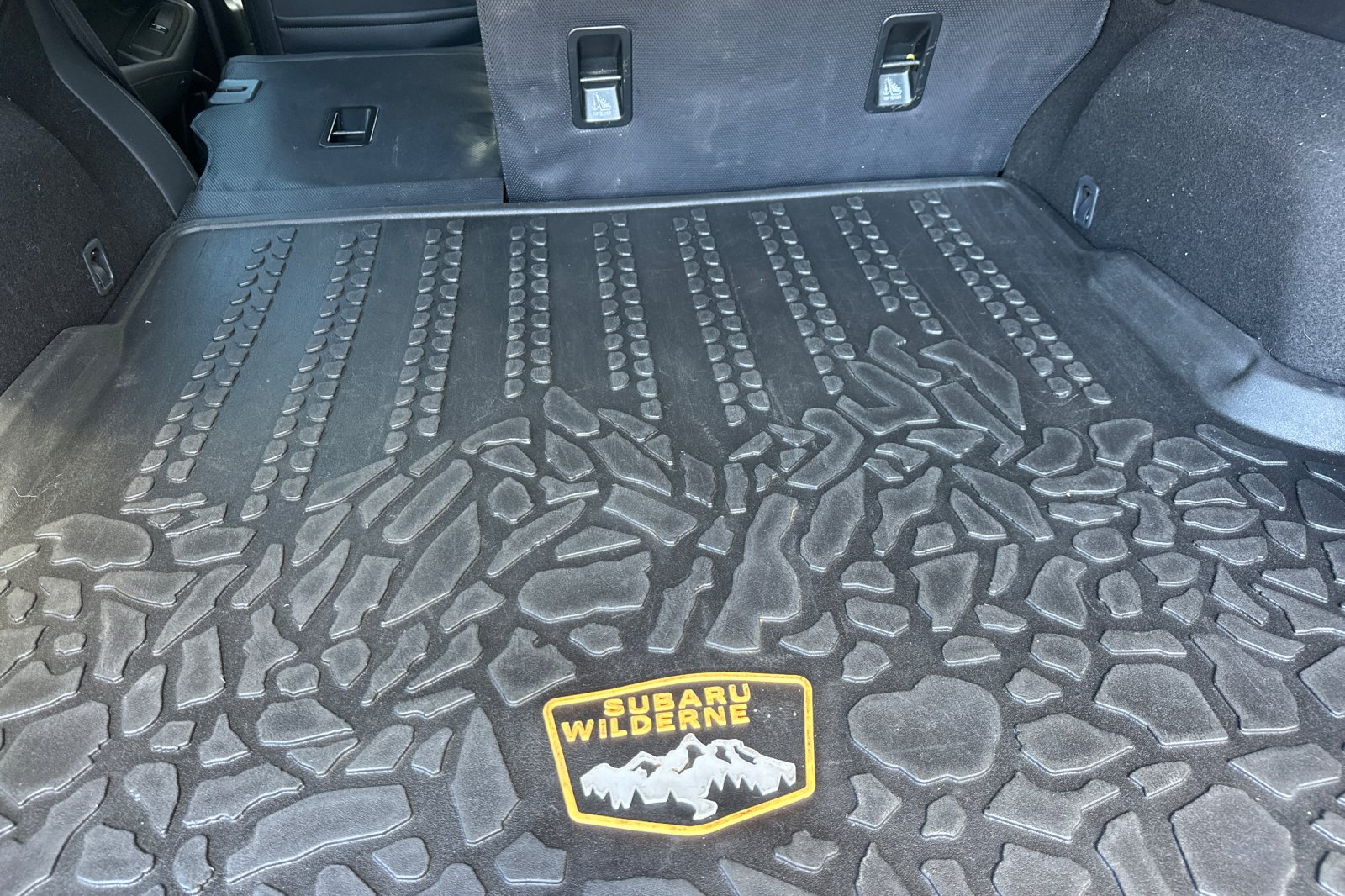 Used 2023 White Subaru Wilderness image 12