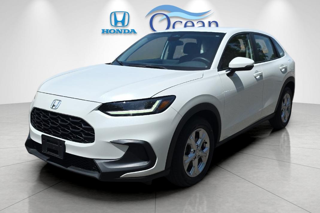 Used 2023 Platinum White Pearl Honda LX image 7