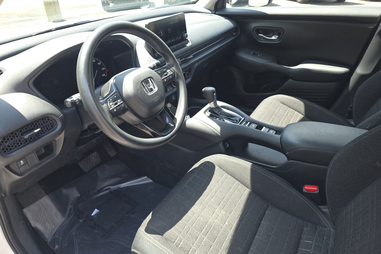 Used 2023 Platinum White Pearl Honda LX image 11
