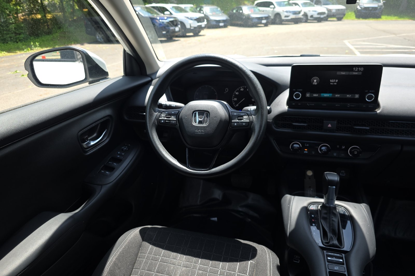 Used 2023 Platinum White Pearl Honda LX image 15