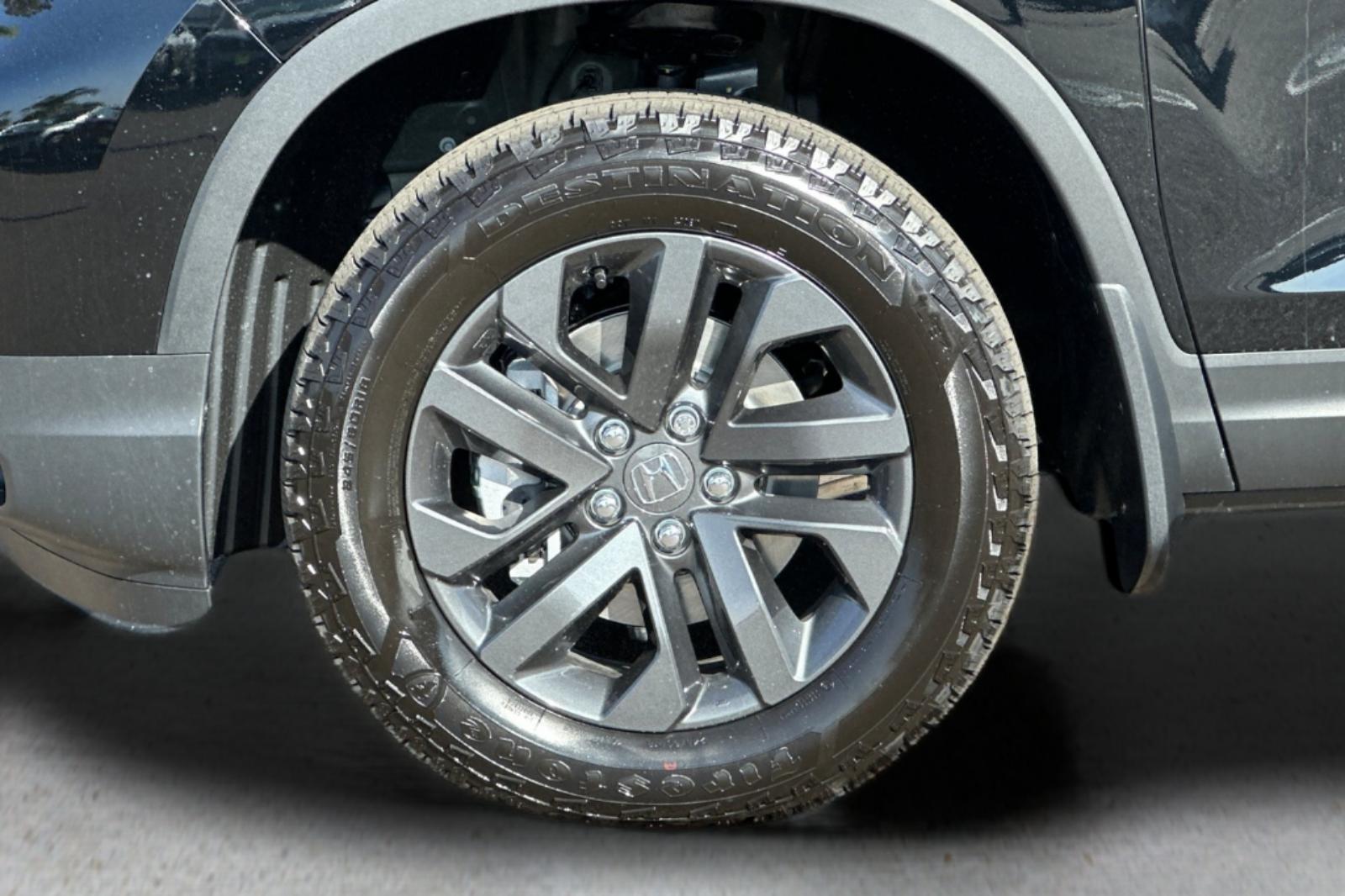 2025 Honda Ridgeline Sport - Photo 26