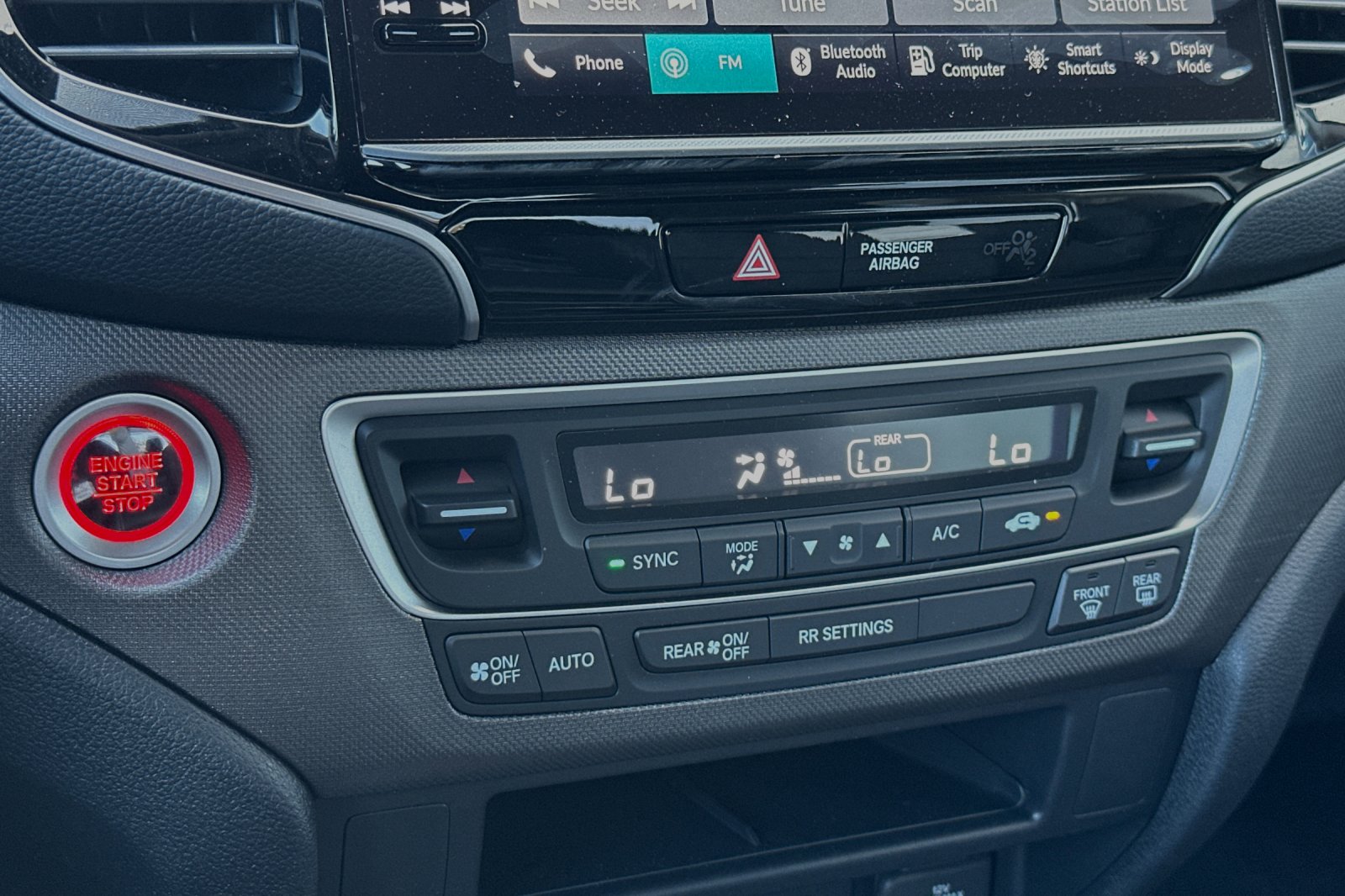 2025 Honda Ridgeline Sport - Photo 18