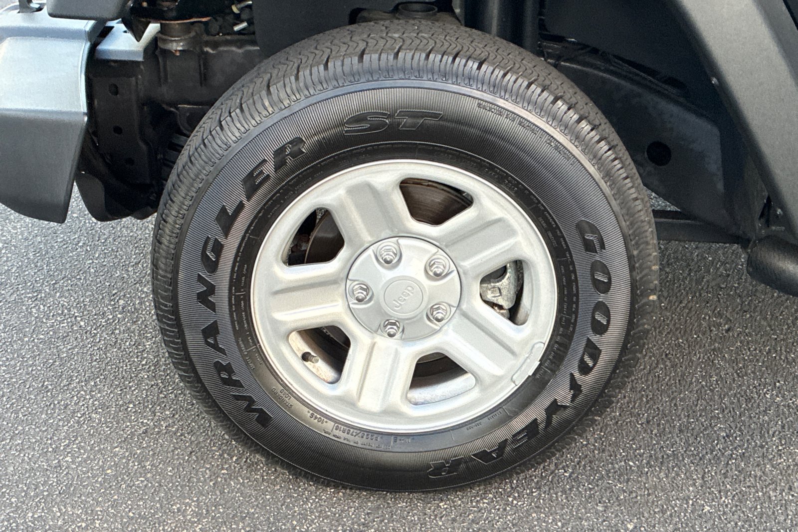 Used 2014 Black Clearcoat Jeep Sport image 33