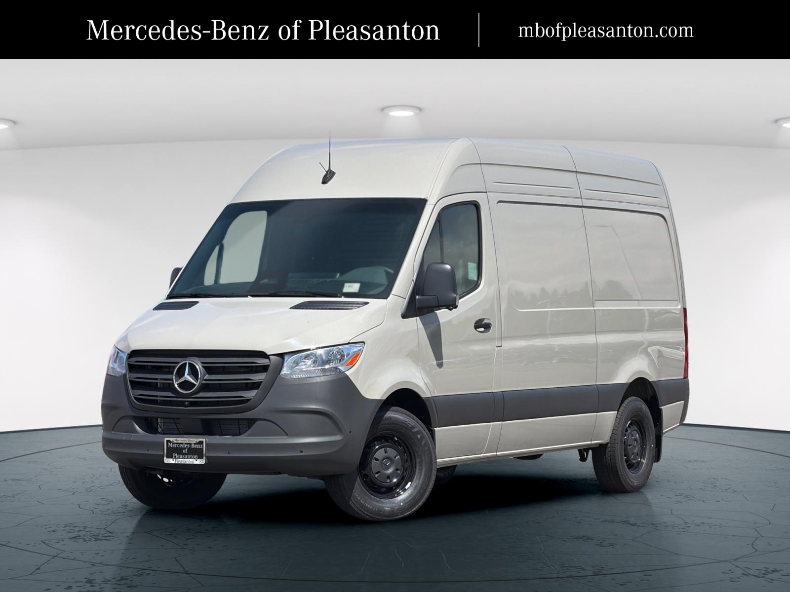 2026 Mercedes-Benz Sprinter 2500 144 WB's photo