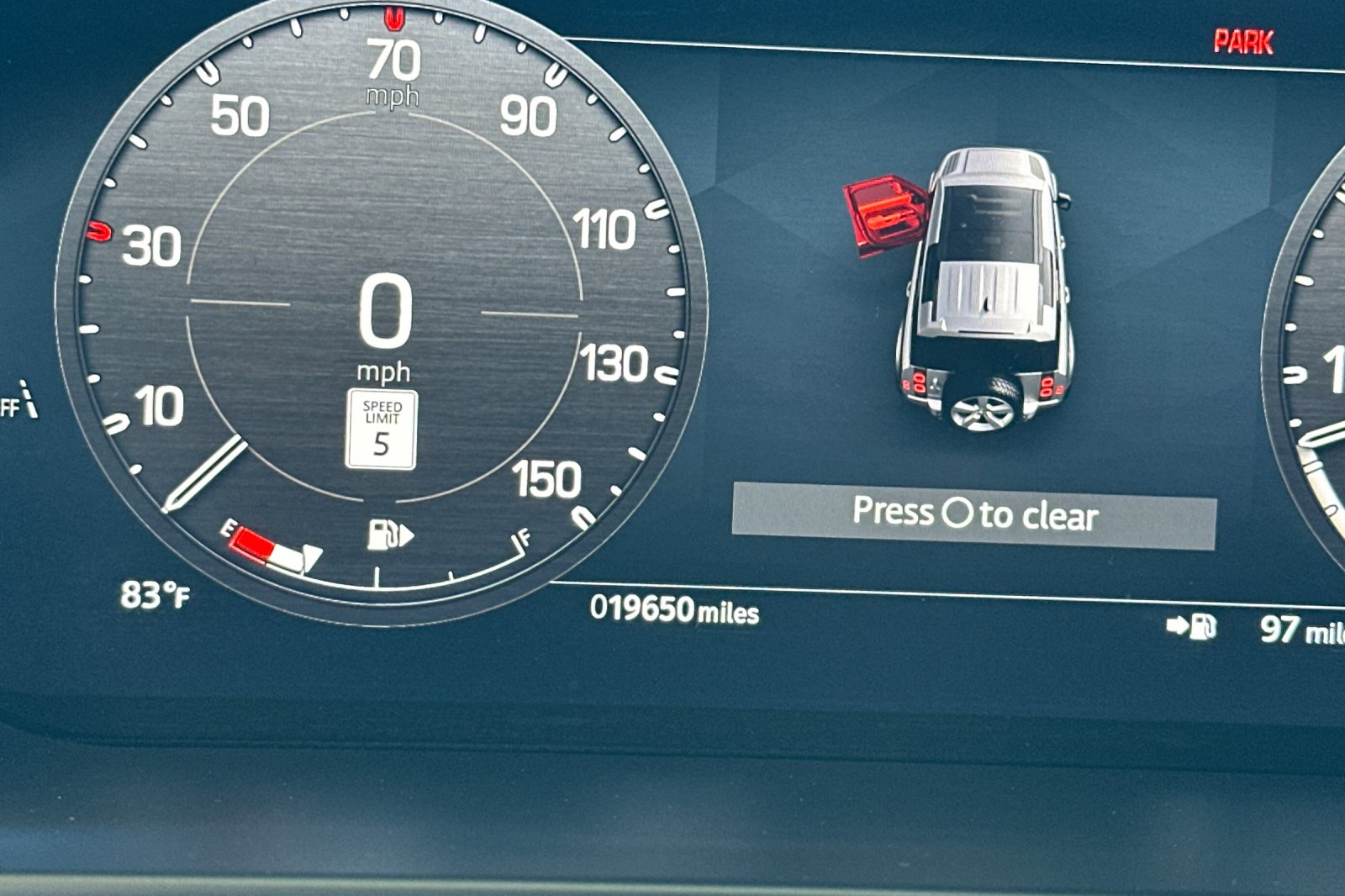 Used 2024 Black Land Rover X-Dynamic SE image 33