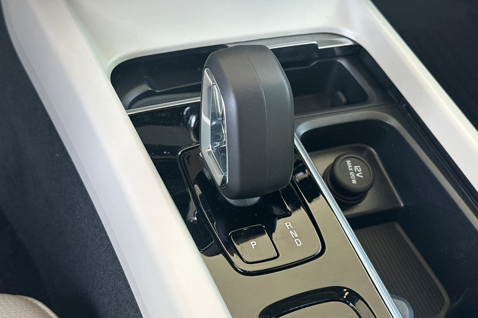 New 2026 Onyx Black Volvo Plus image 22