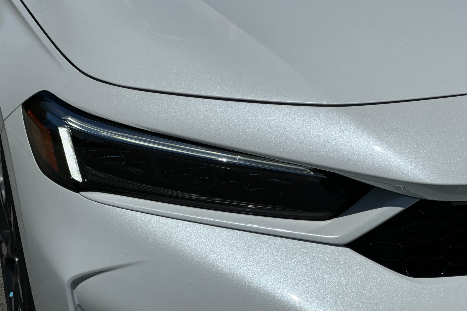 New 2026 Platinum White Pearl Honda Sport Touring image 29